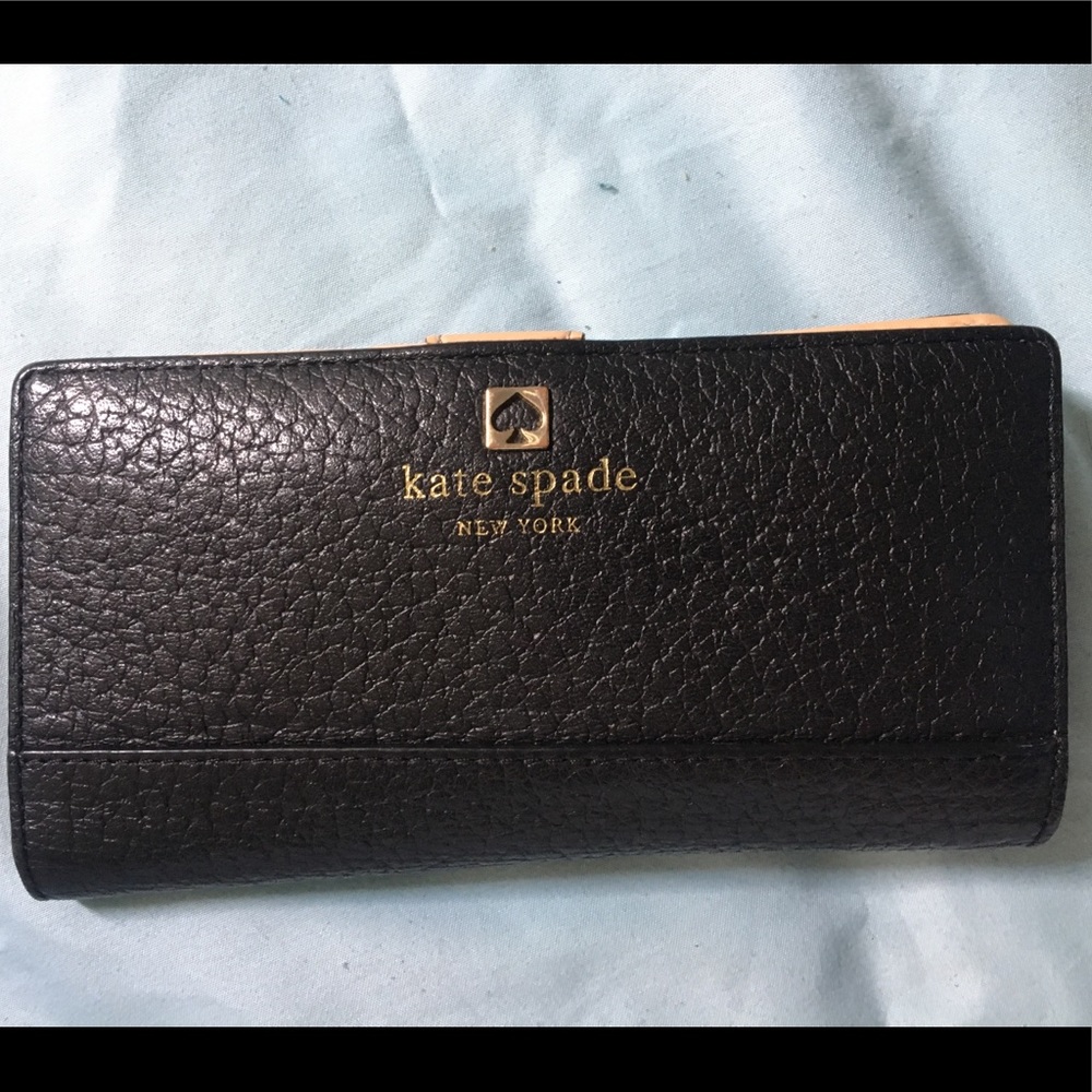 KATE SPADE WALLET - Picture 1 of 3